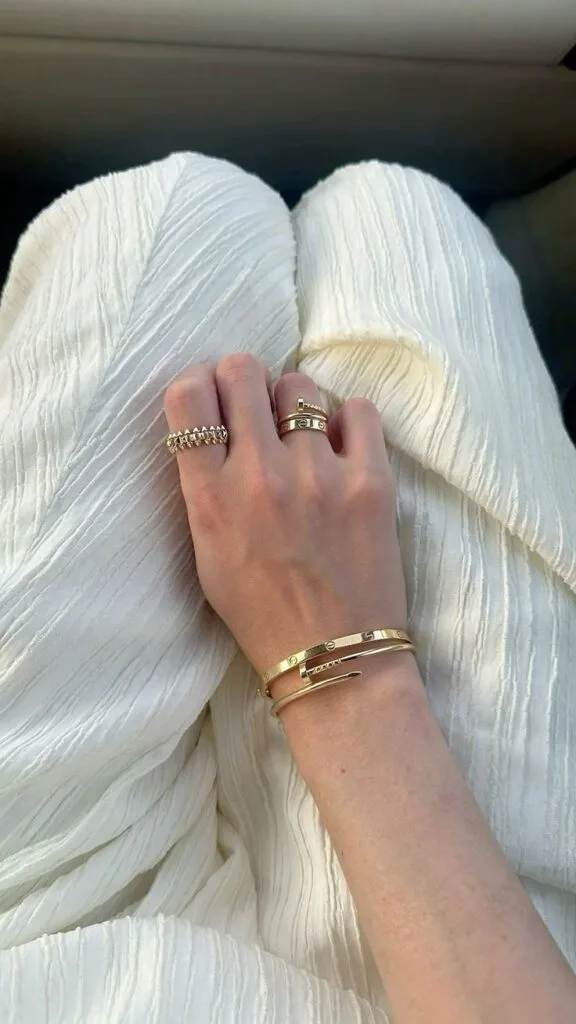 Jewelry Matching Tips for Different Occasions - Meteorita Store 1 40d01940e604528ad25668e2b0a83eaf